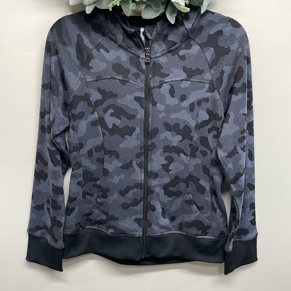 NWOT ZYIA Active Charcoal Camo Pivot Hoodie Full Zip Hooded Sweatshirt Jacket S - Picture 1 of 16